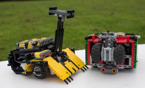Brick Robot Wars